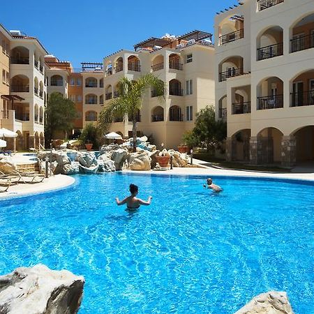 Adamou Gardens Apartment Paphos Bagian luar foto